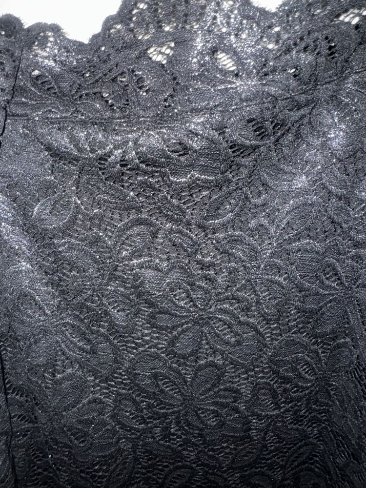 Rochie eleganta pe umeri H&M