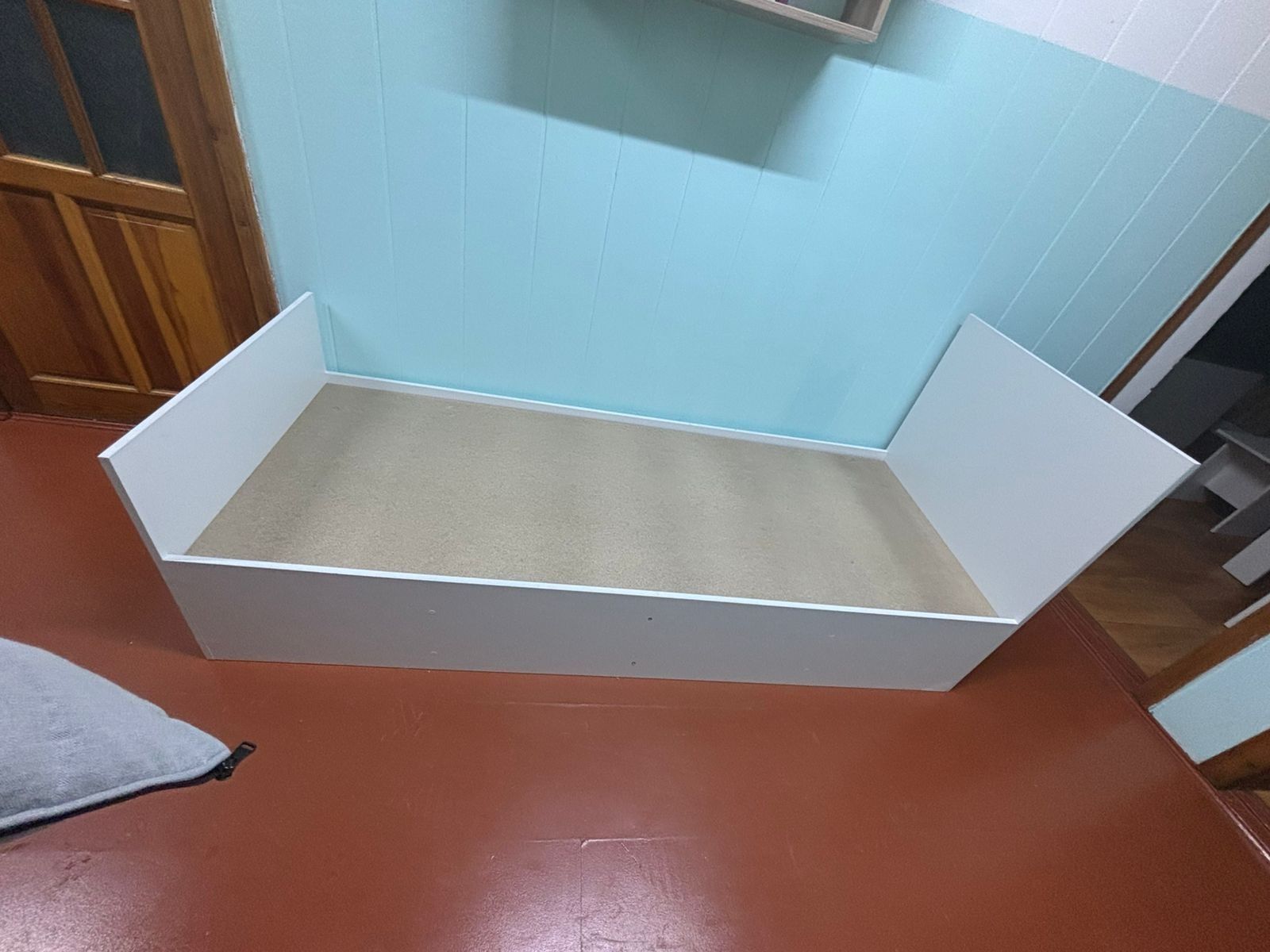 Продаем кровать 14 шт