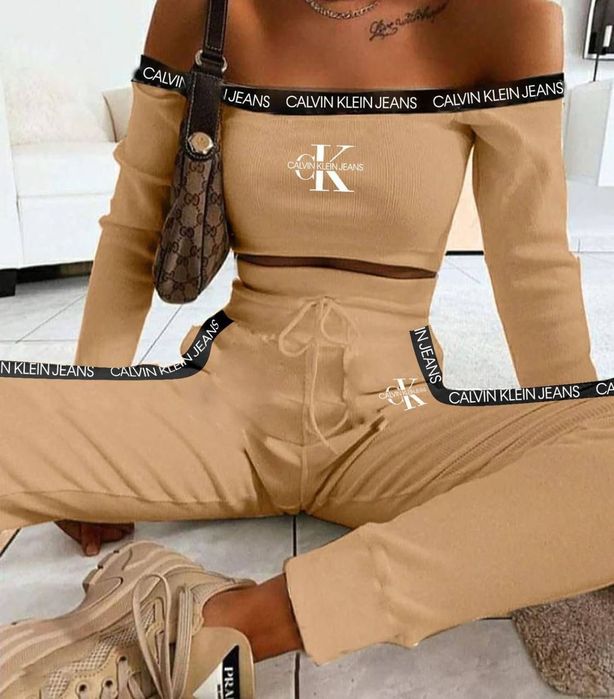 Compleuri dama și rochițe