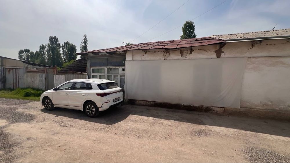 Земля 6.7 соток +1 соток захват от Рохат поста 3 км