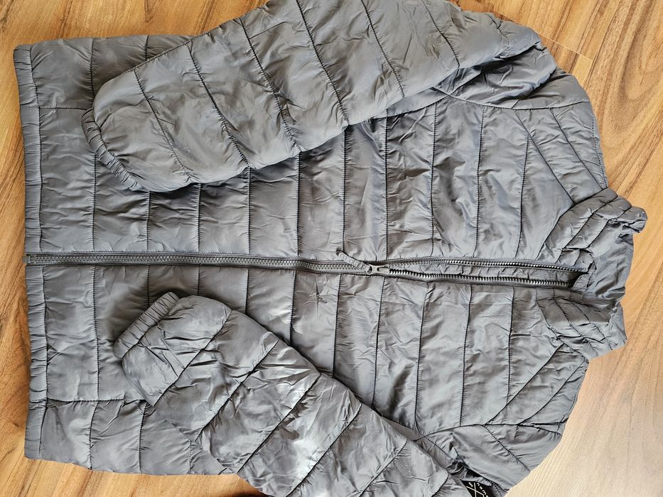 Чисто нови мъжки якета -размер S