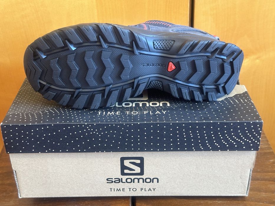 Incaltaminte SALOMON dama, marime 38, nou, cu eticheta, in cutie