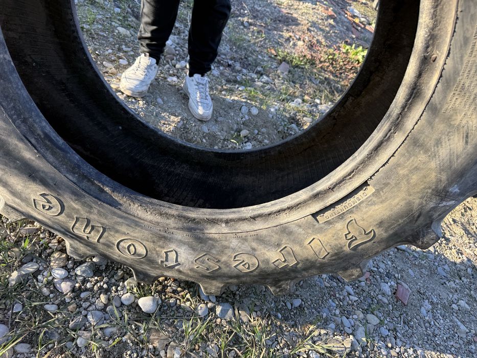 12,4r24 firestone tractor