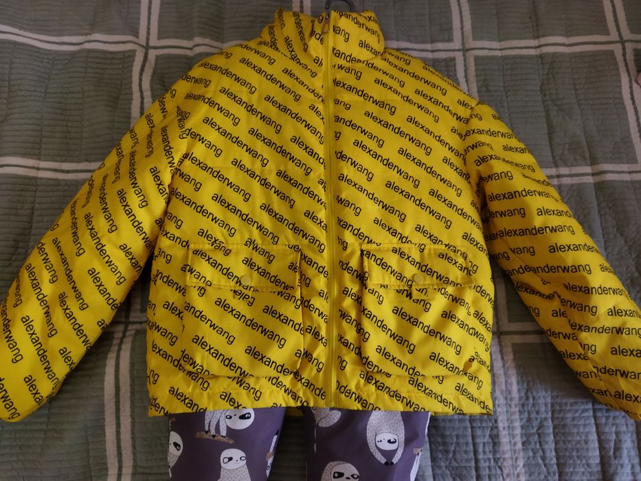 Отдам женскую куртку