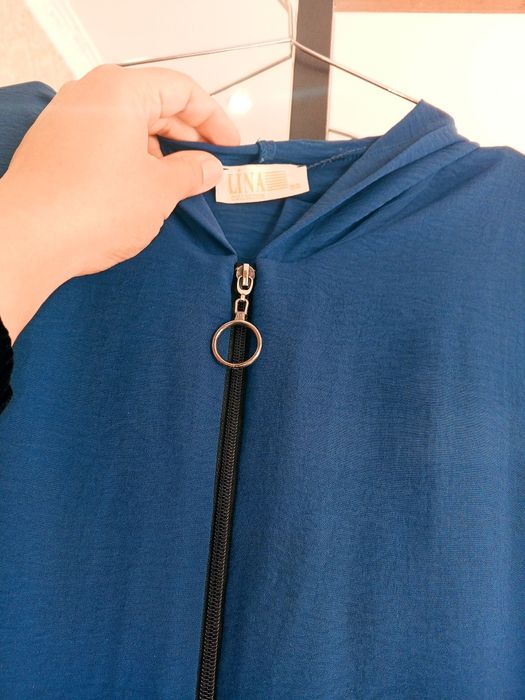 To‘mni sini rangli turetski ayollar olimpiyka  — kapishonkali, rezin