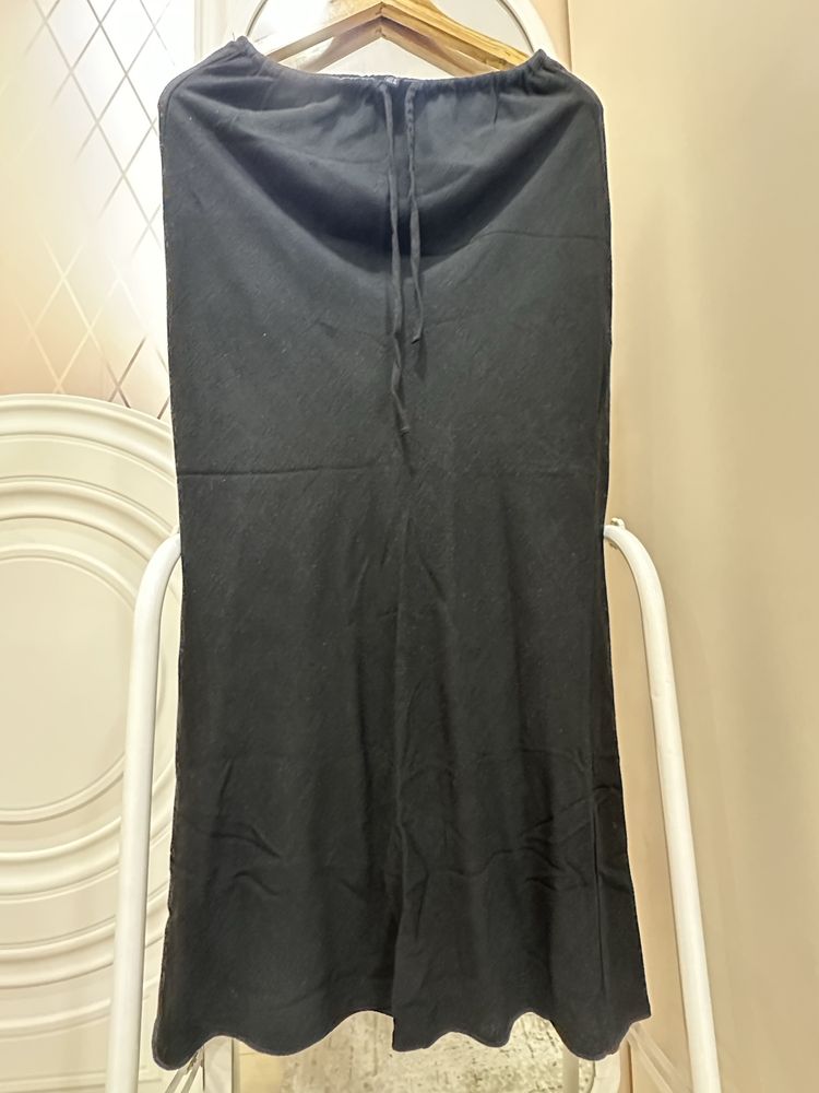 Продам льнаную юбку Stradivarius