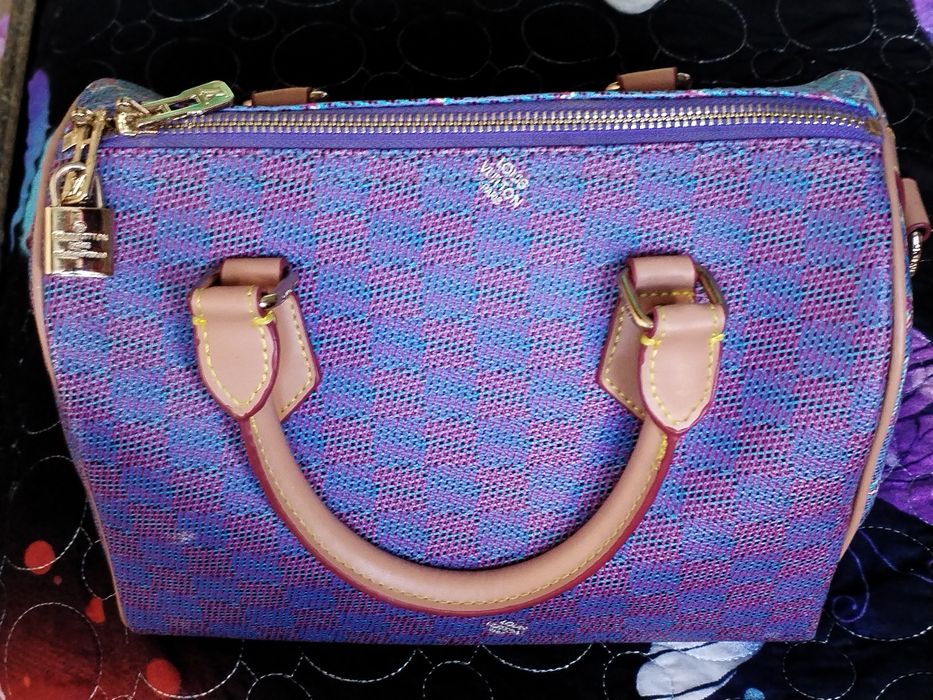 Vând Geanta Luiss vuitton