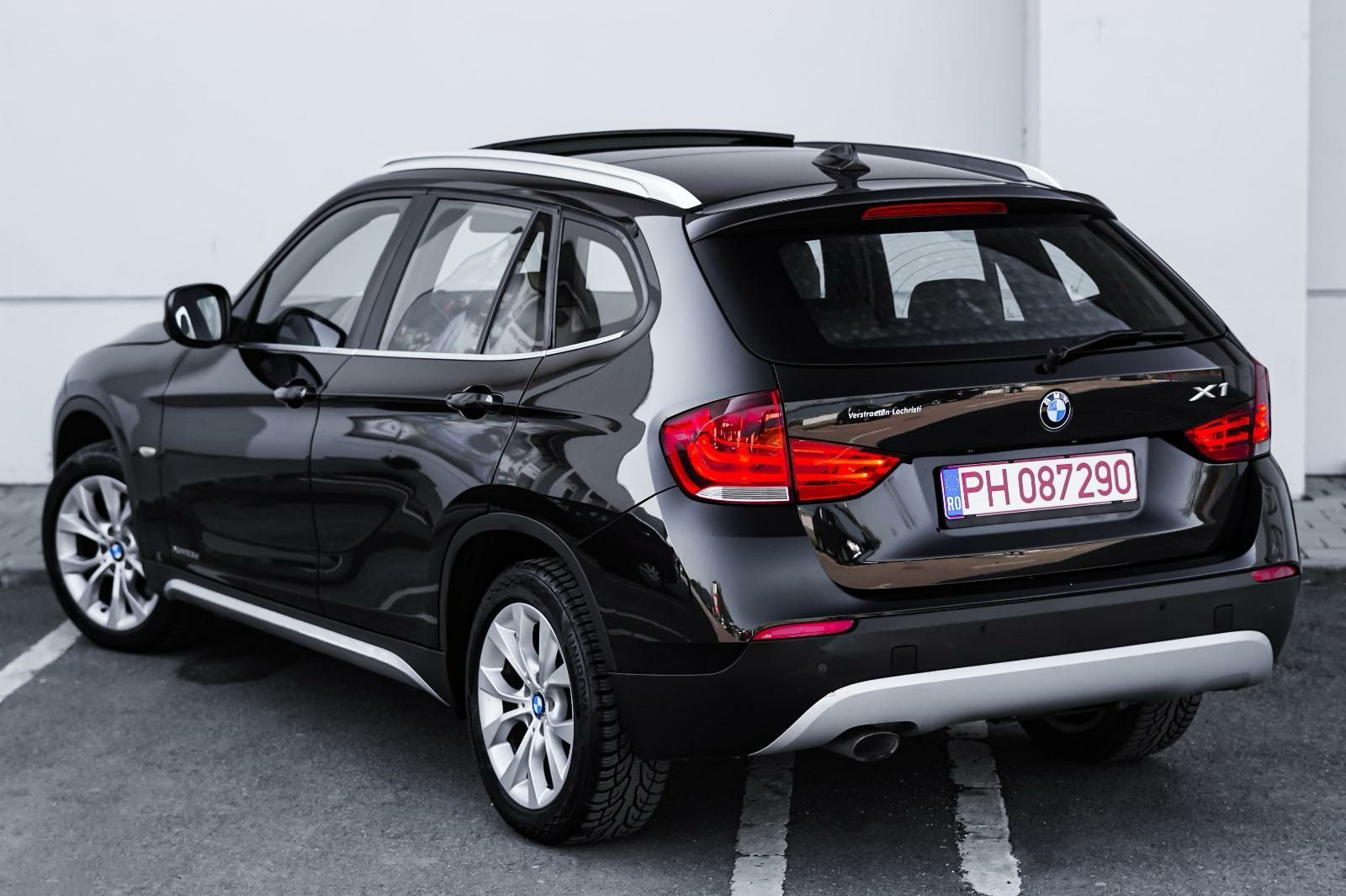 Vând BMW X1, 2,0D an 2013  PANORAMIC  Xenon