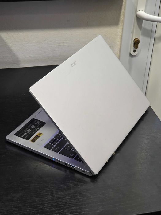Hope Amanet P8 Acer Swift Go 14 i5 gen 13