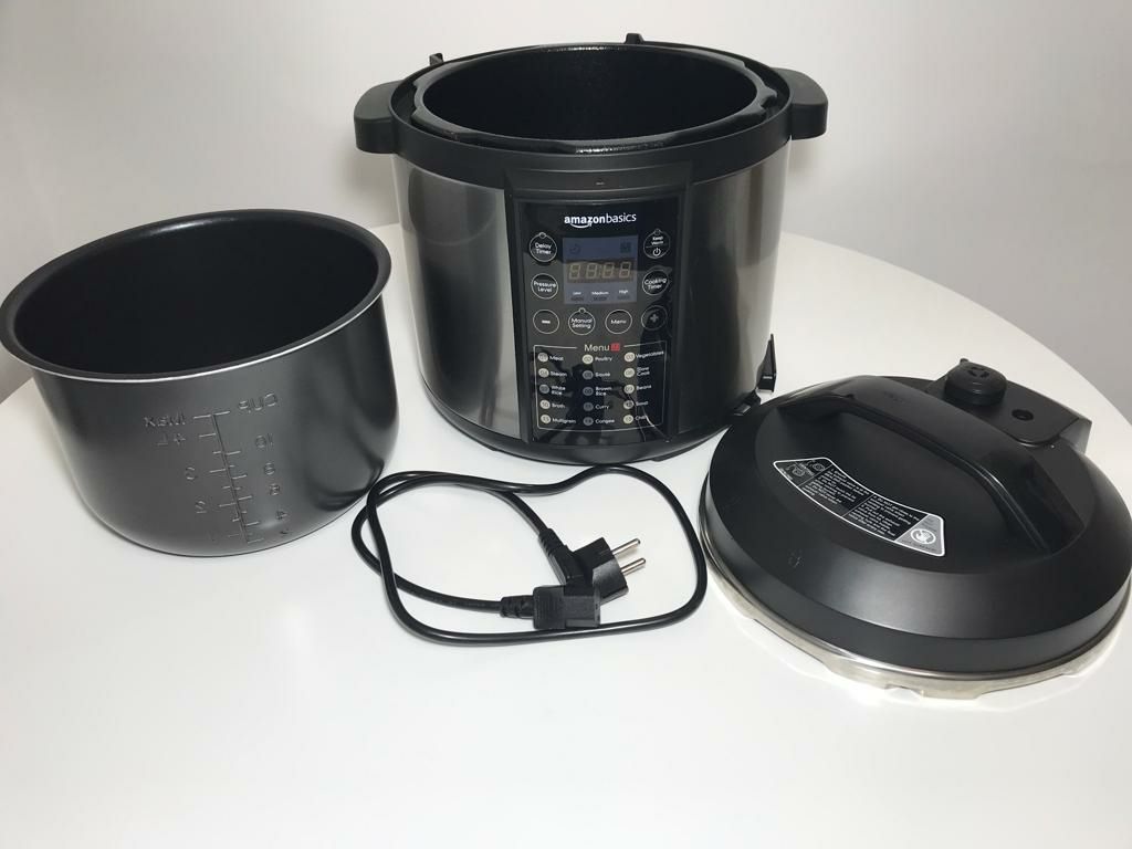 Oală electrică multifuncțională/multicooker sub presiune AmazonBasics