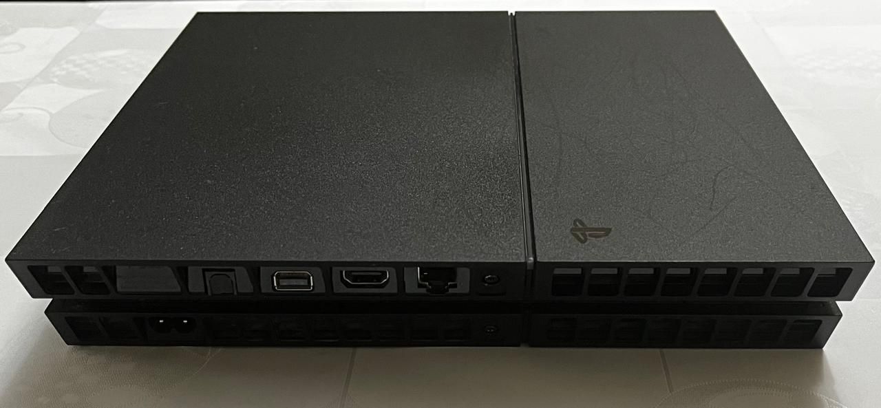 PS4 + игры(диск)