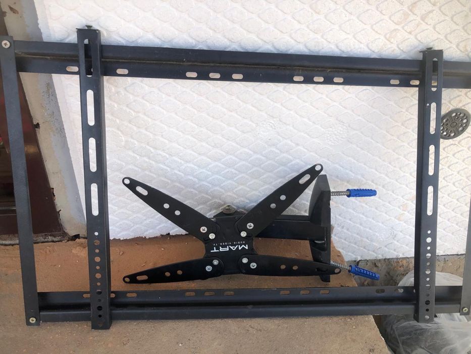 Кронштейн для ТВ