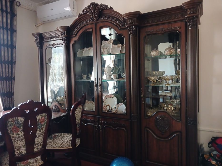 Splaniy mebella sotiladi