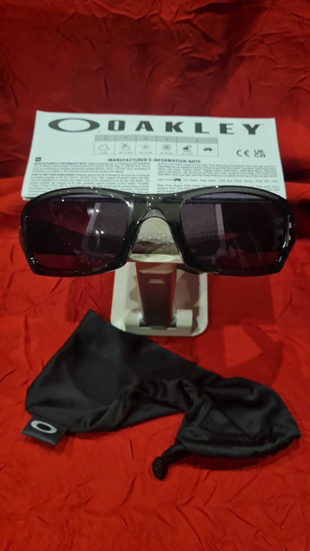 Слънчеви Очила "OAKLEY" Fives Squared