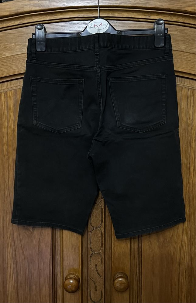 Pantaloni blugi jeans denim scurti H&M barbati, M