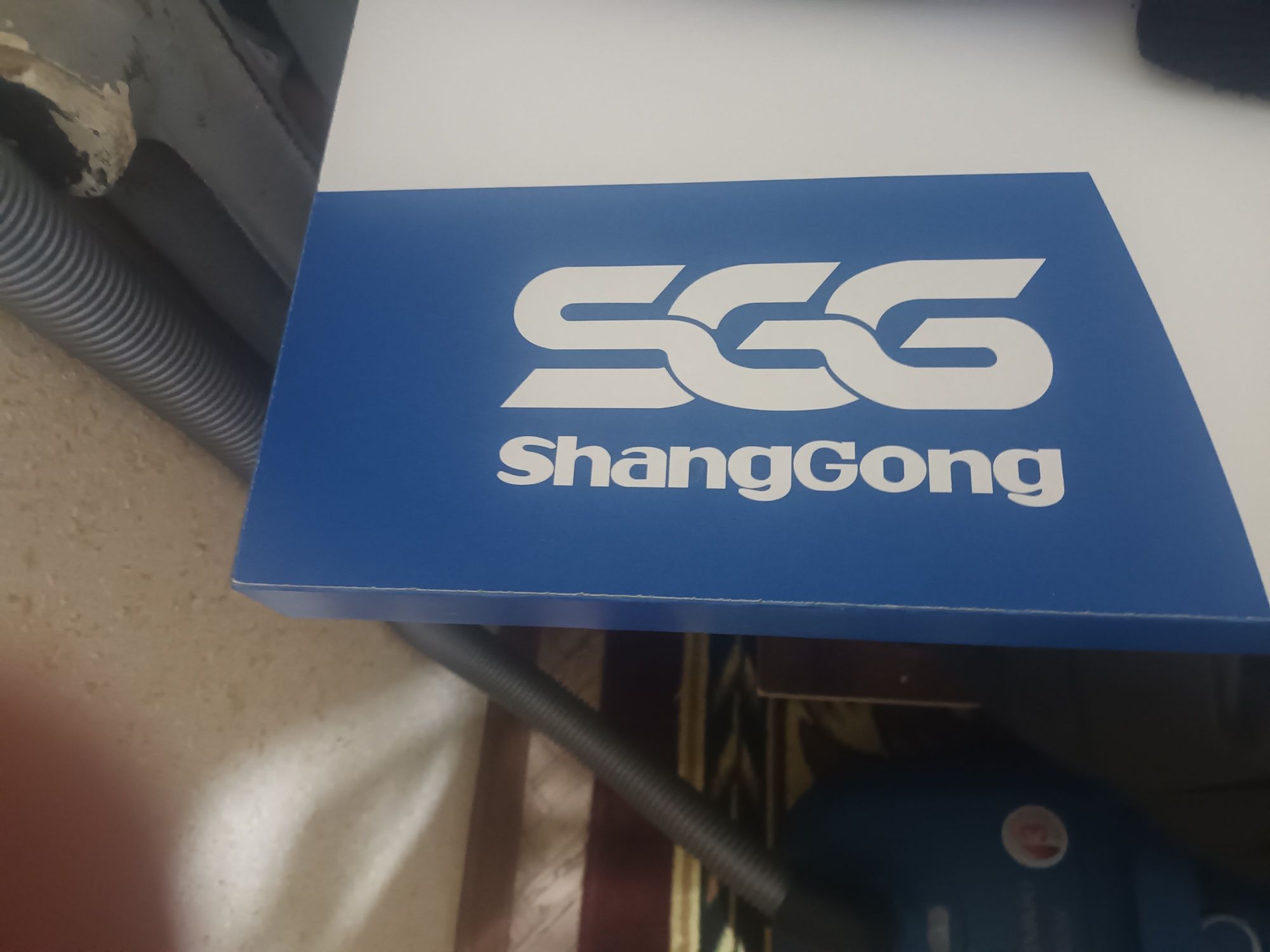 Продаётся оверло машина.ShangGong.