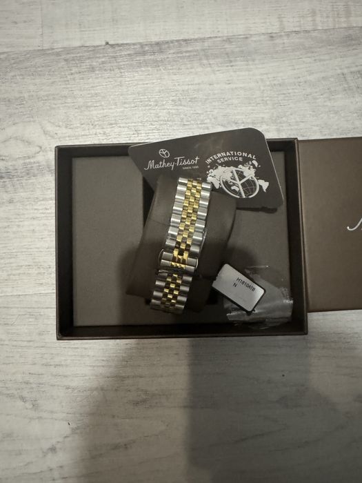 Vând ceas Mathey Tissot H1810- NOU, in cutie cu documente!