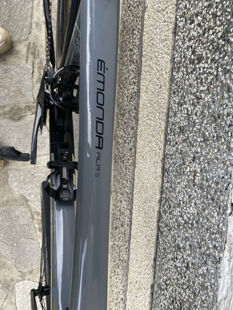 Шосеен велосипед TREK Emonda ALR 5