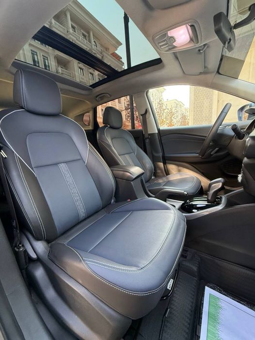 Tracker Premier 2021/2022 (China) 325T