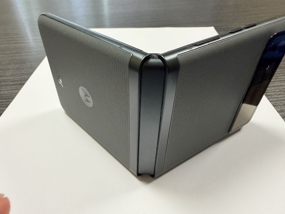 Motorola RAZR 40 256/8RAM