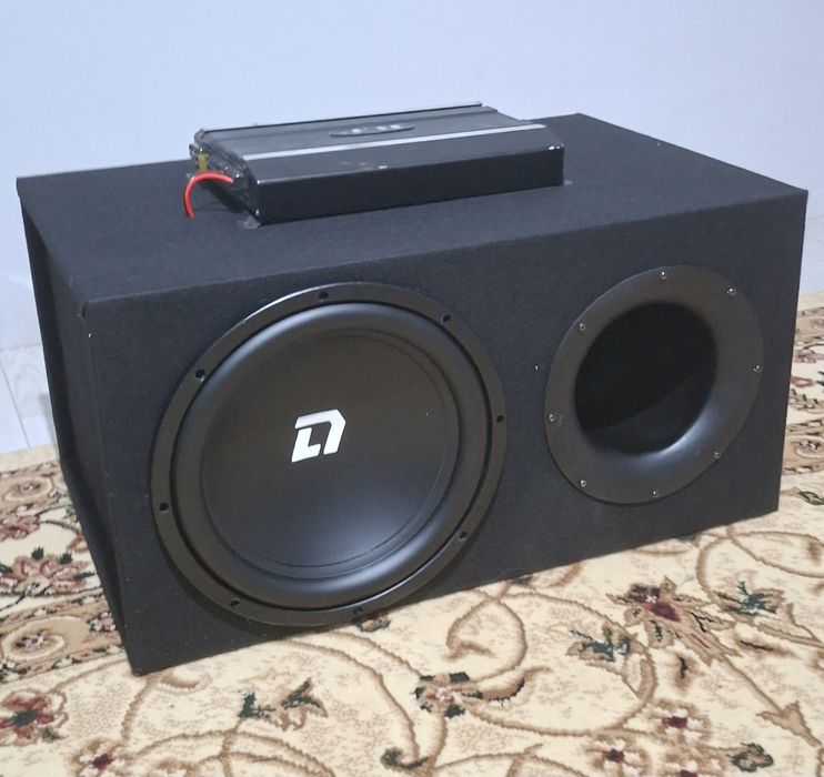 Сабвуфер буфер Дл Пирания 12 дюйм с усилком  качает отлично продам