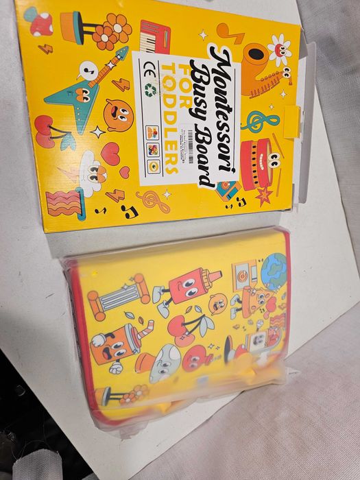 Mapa cu activitati pentru copii Montessori Busy Board for Toddlers