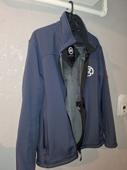 Vand geaca Canada Goose