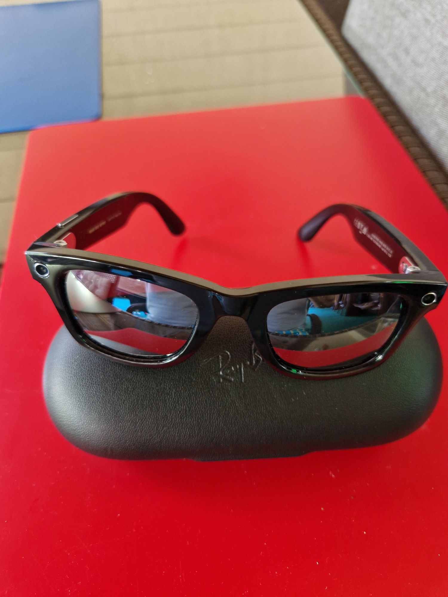 Ray-Ban Stories/Wayfarer Glasses