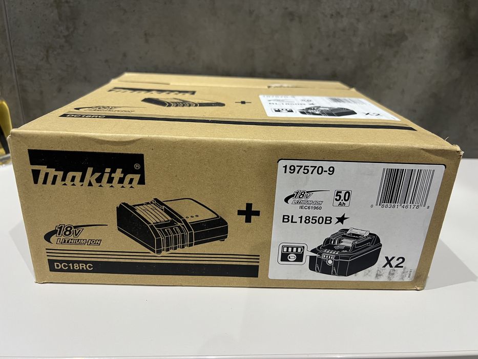 Makita acumulatori si incarcator noi