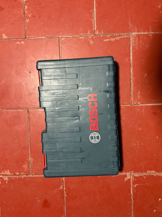Ciocan demolator bosch GSH 11 e plus multe alte scule