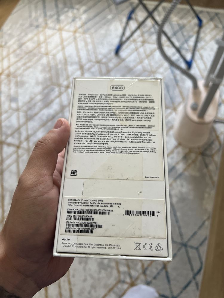 iPhone xs 64 гигабайт