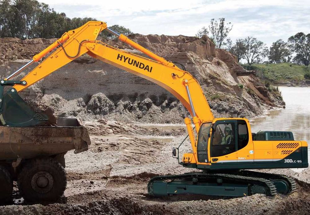 Гусеничный Экскаватор hyundai HX 300 SL ЛИЗИНГ ВА РАССРОЧКАГА БОР