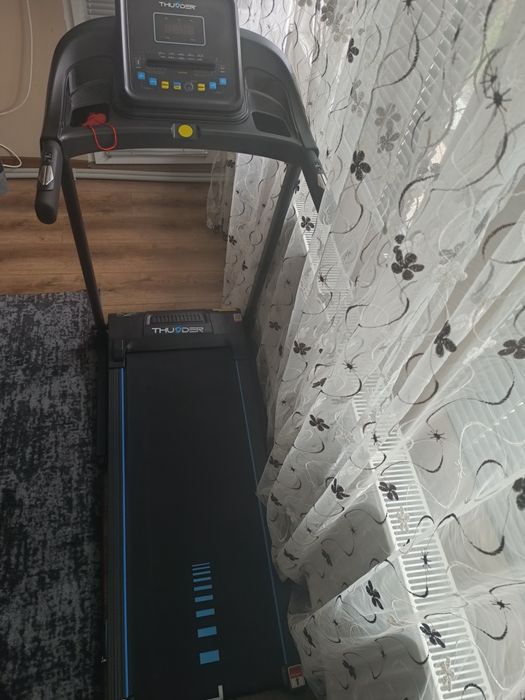 Бягаща пътека Чисто Нова