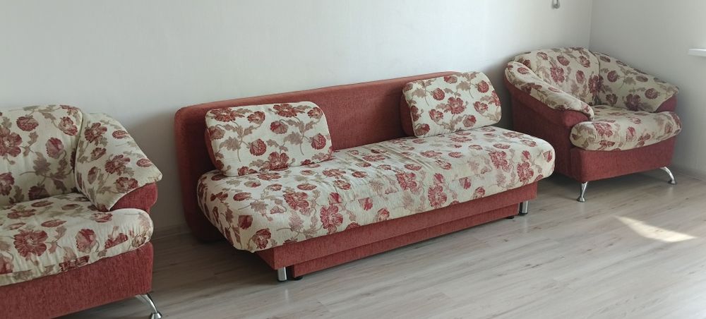 Продам мягкий уголок