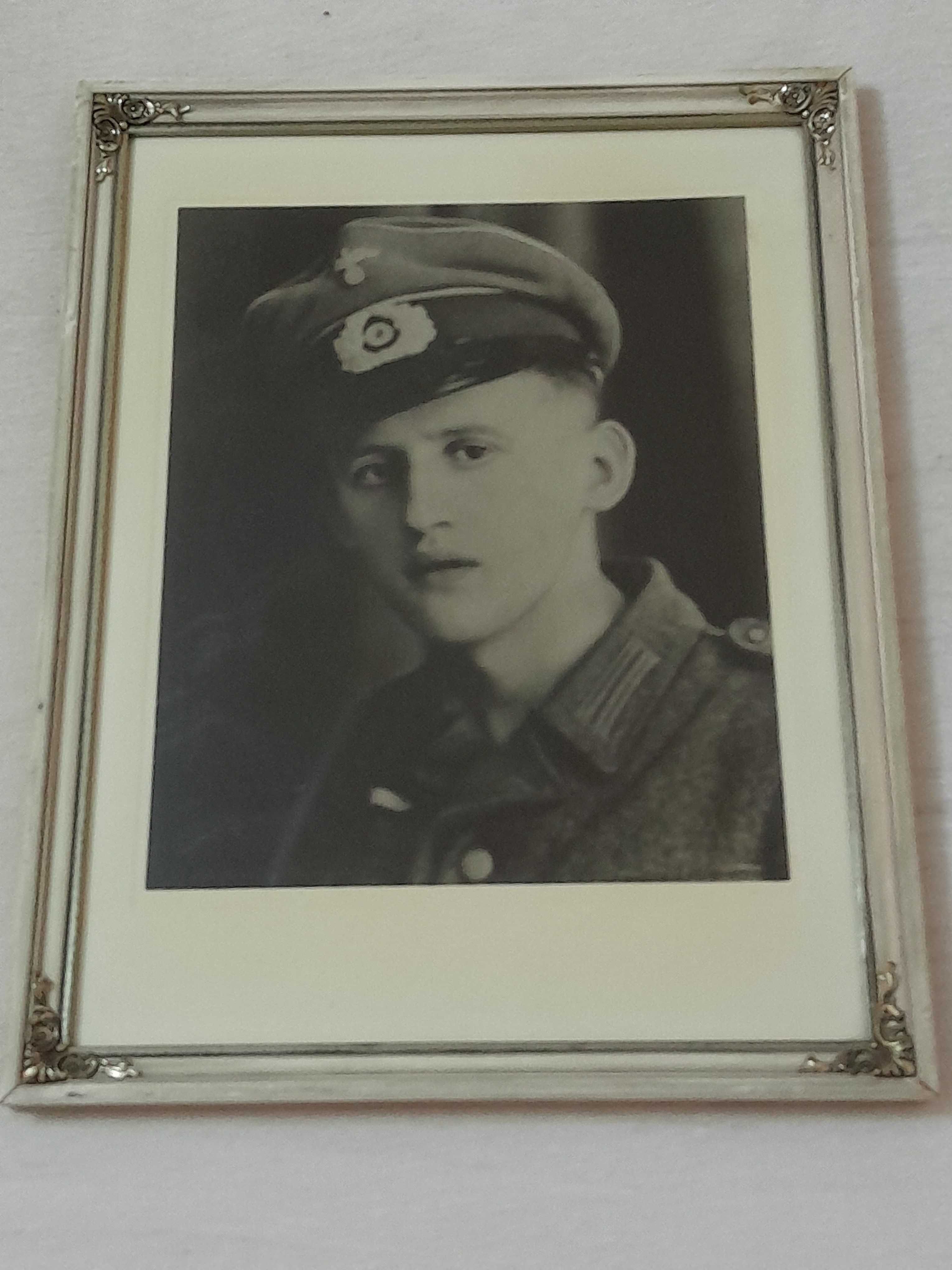 Tablou  fotografie poza veche soldat militar Gemania razboi WW2 Reich