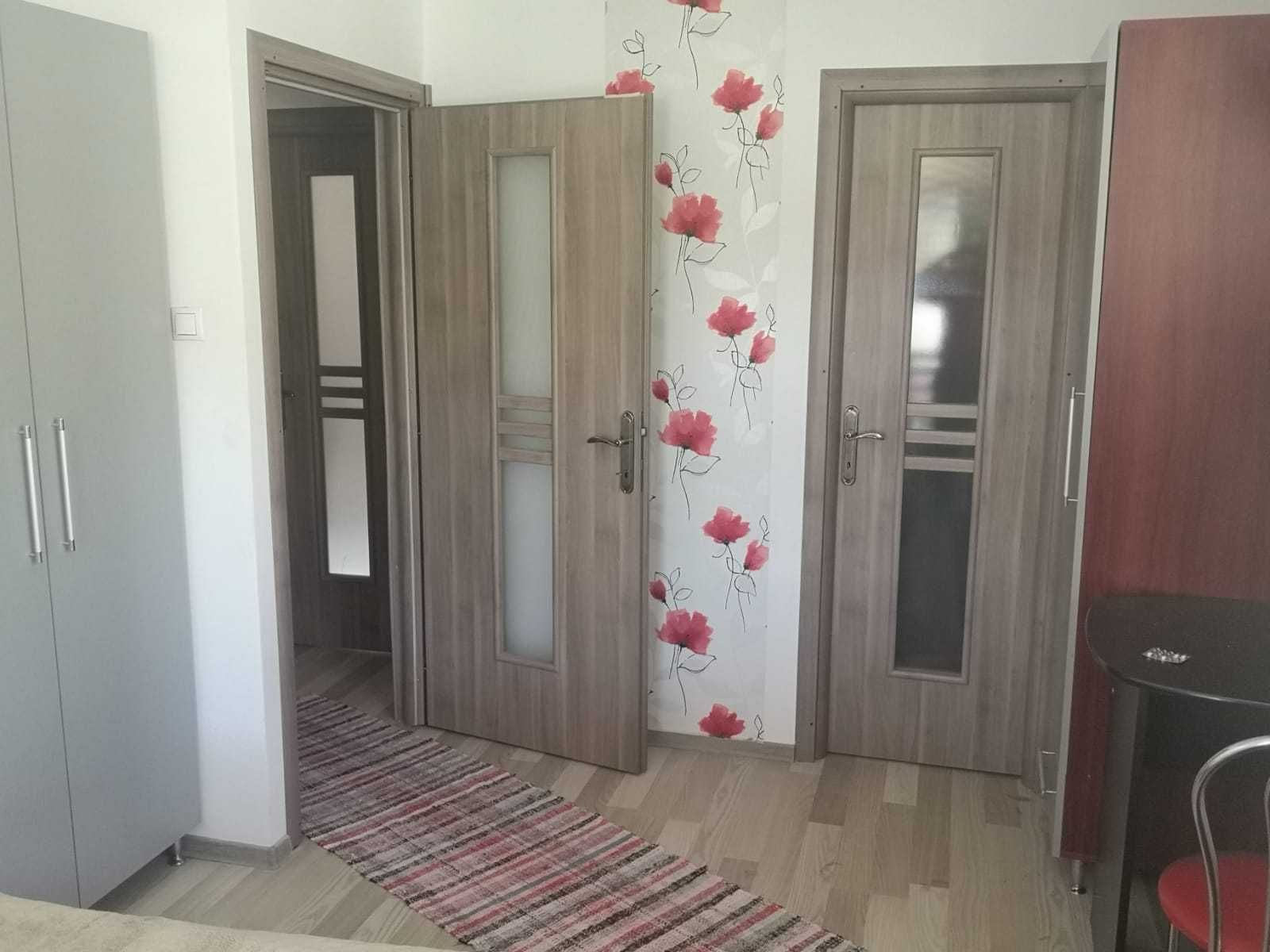 Vand/schimb casa strada Manastirii