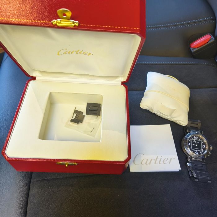 Cartier Pasha Seatimer мъжки часовник с черна каишка