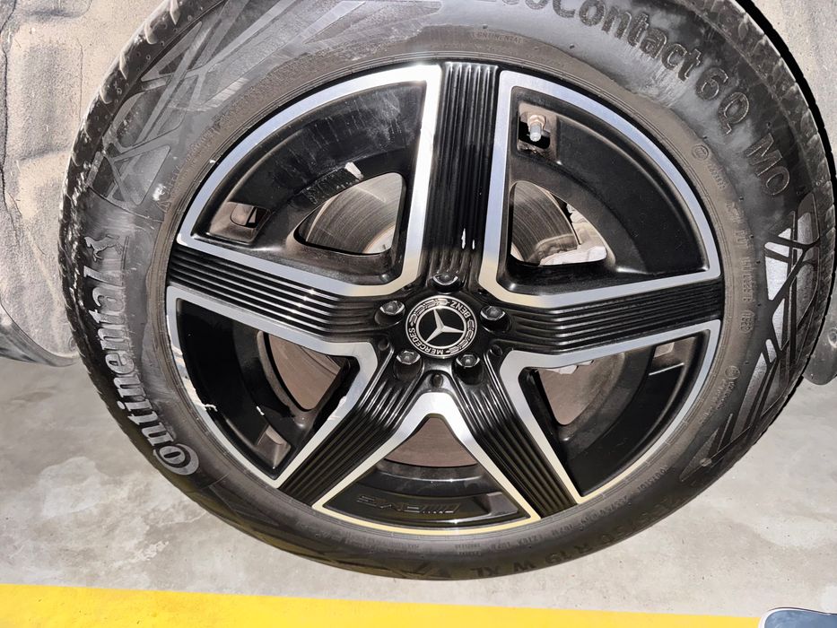AMG 19” 5-spoke оригинална джанта (козметични забележки)