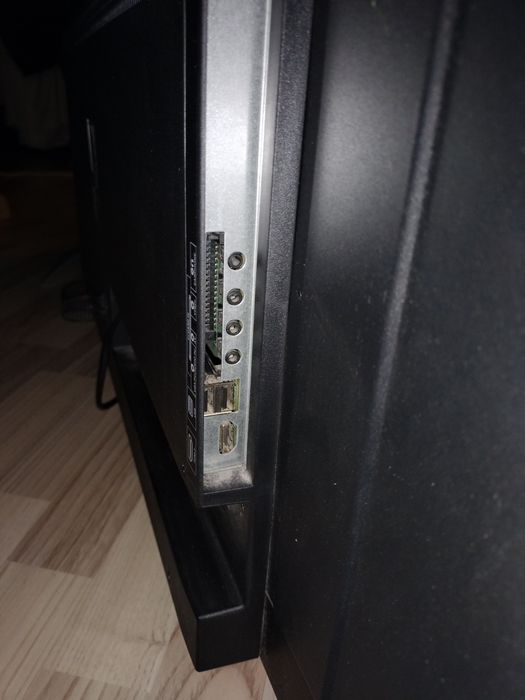 Tv Sharp aquos 140 cm + Google chromecast hdmi