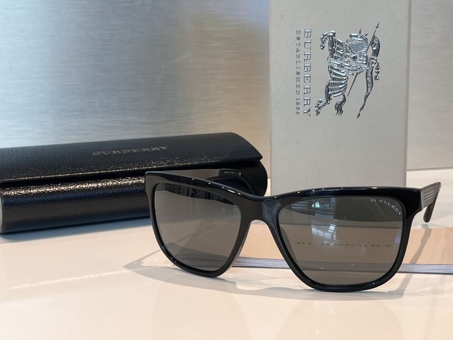 Дамски слънчеви очила BURBERRY