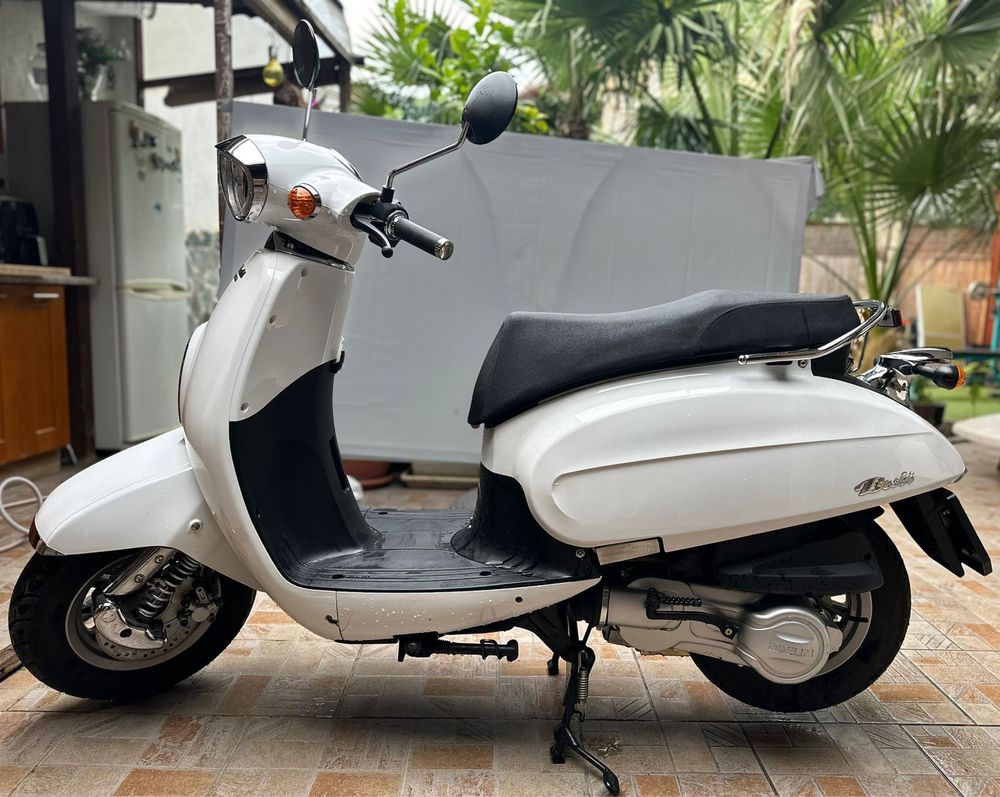 мотор vespa daelim besbi 125 четиритактов