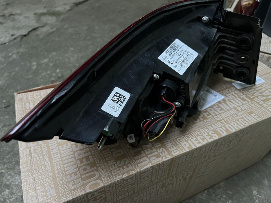 Vand stopuri Led Renault Megane 4 Sedan stanga + dreapta