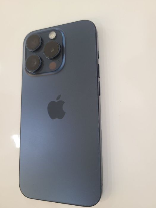 iPhone 15 pro ideal srochna