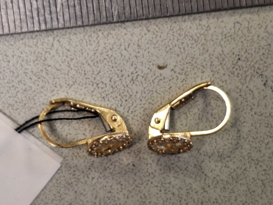 Златни обеци 1,58гр.