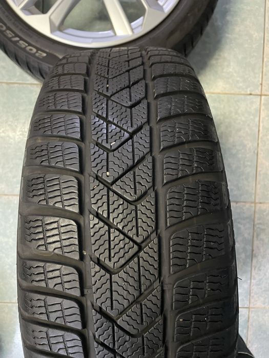 Jante aliaj R17 originale AUDI A3 205/50/17 Pirelli iarna
