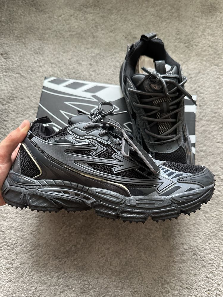 Off-White Be Right Back