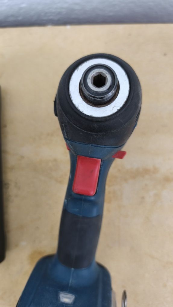 Импакт Bosch 18V