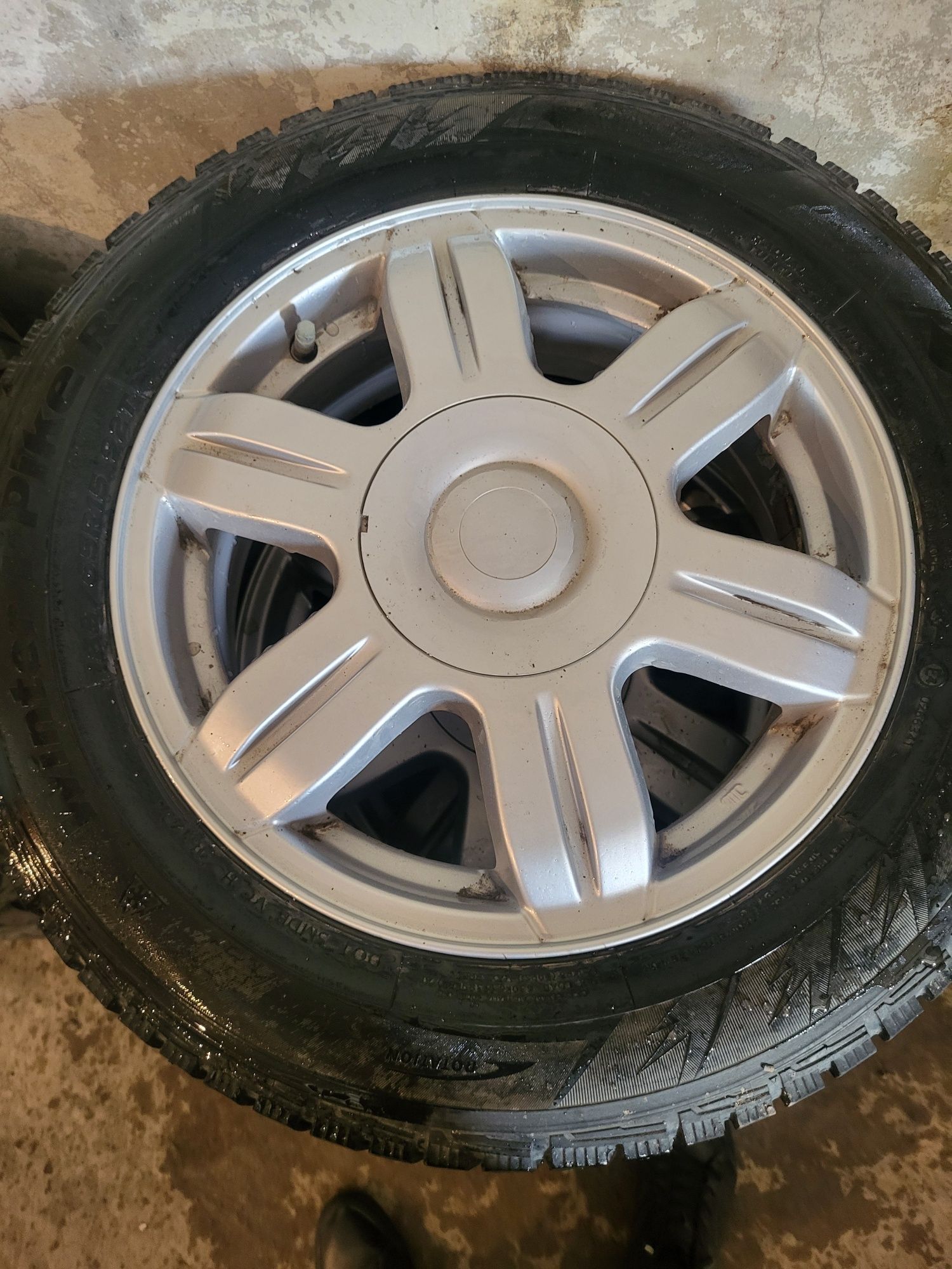 Диски комплект с шинами hankook 185 /65r15