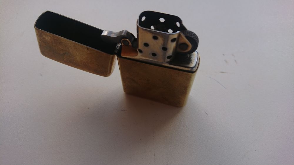 Bricheta alama Zippo 2010