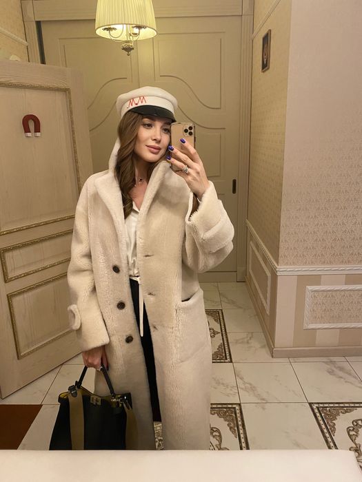 Продам натуральную двухстороннюю дубленку!